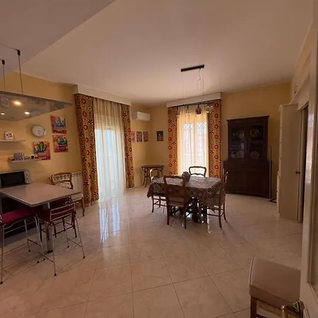 Appartamento Casaleoni5769 *